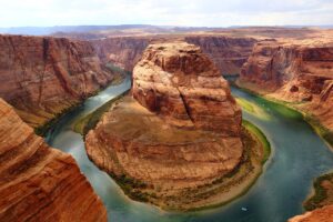 Read more about the article A Sunrise-to-Sunset Adventure in the Grand Canyon: Your Ultimate Itinerary for an Epic Day